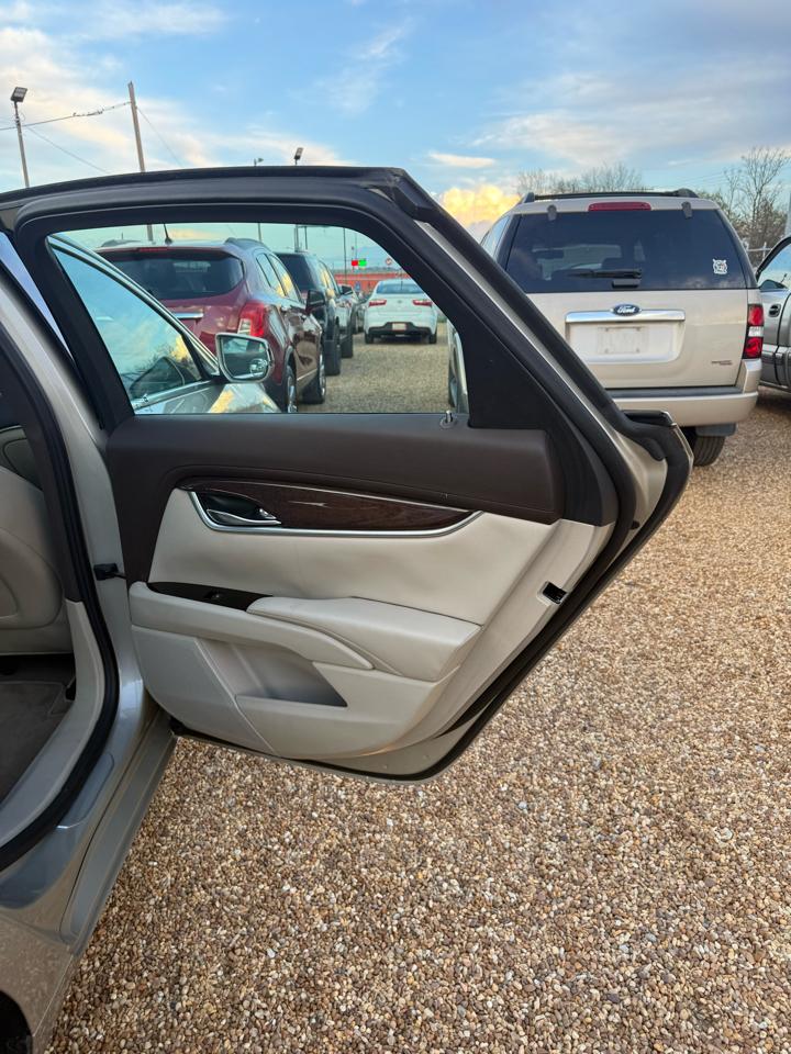 Cadillac XTS Luxury 2013