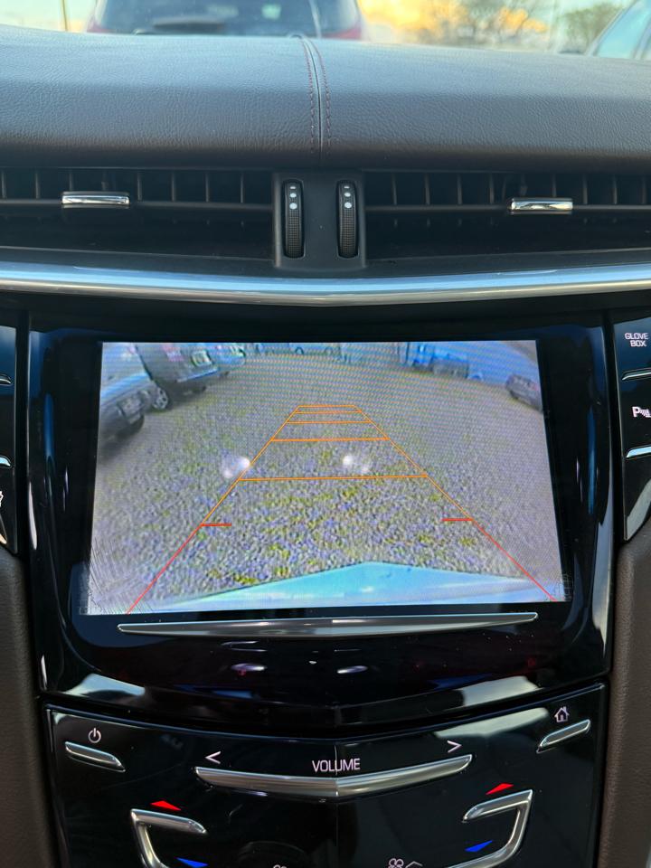 Cadillac XTS Luxury 2013