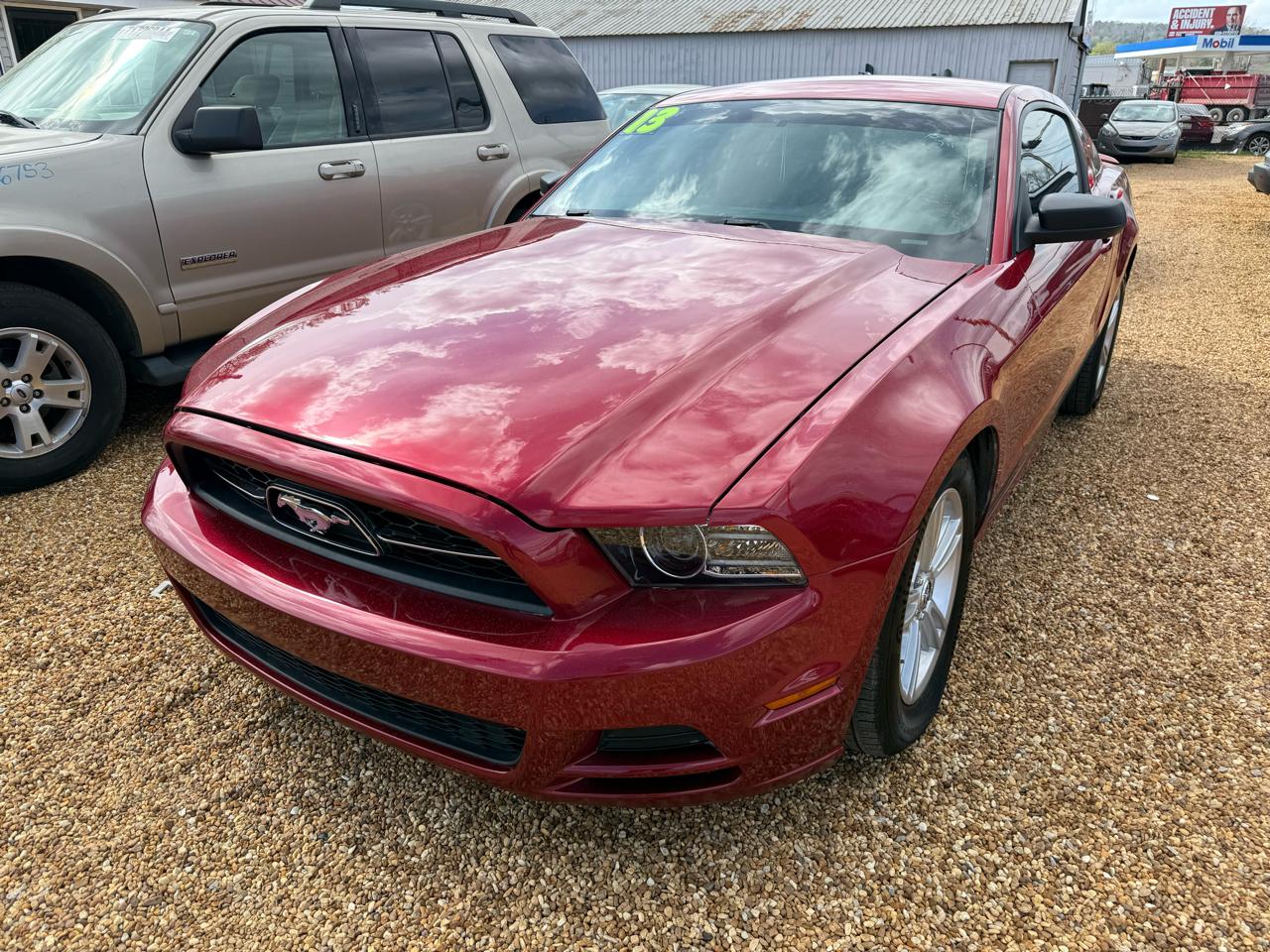 Ford Mustang V6 Coupe 2013