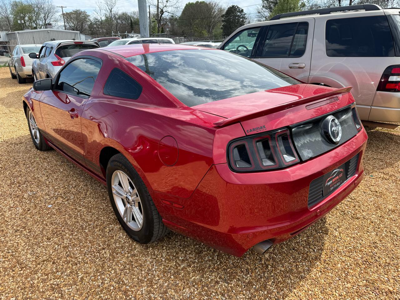 Ford Mustang V6 Coupe 2013