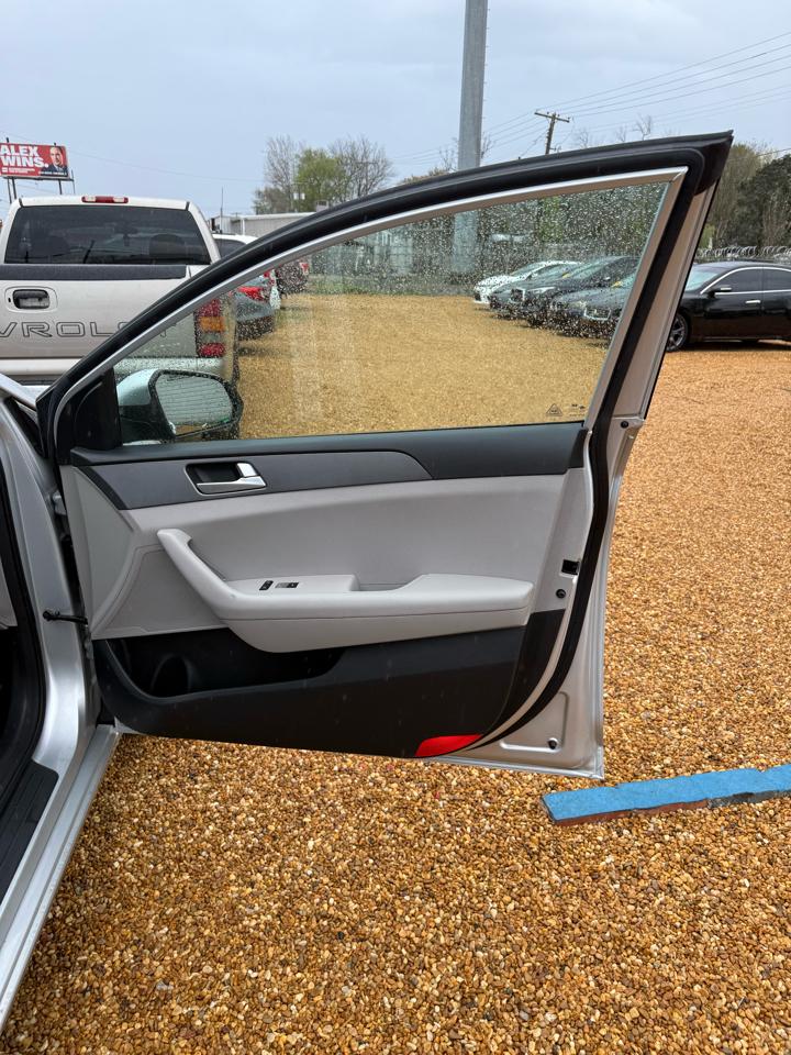 Hyundai Sonata SE 2015