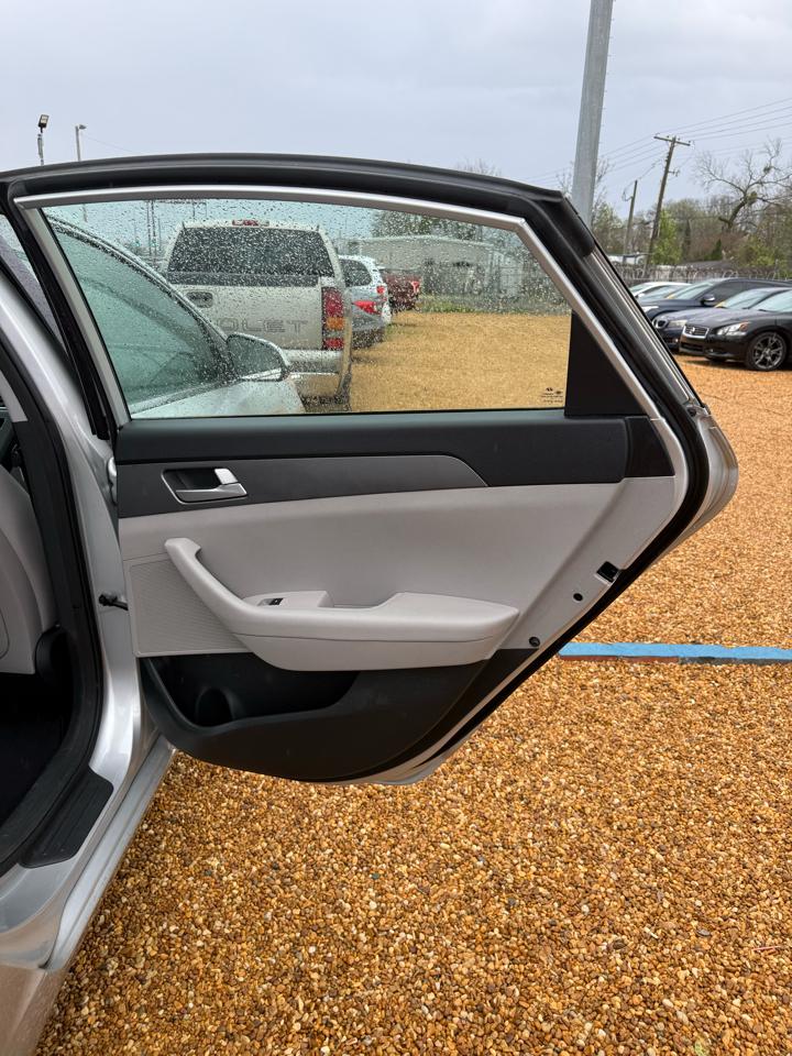 Hyundai Sonata SE 2015