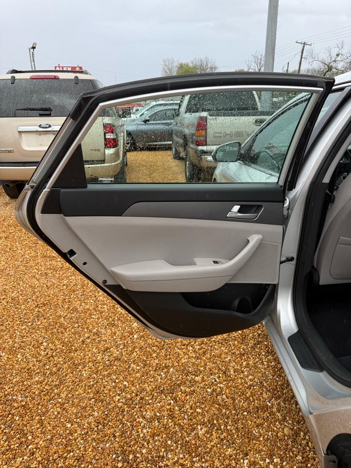 Hyundai Sonata SE 2015