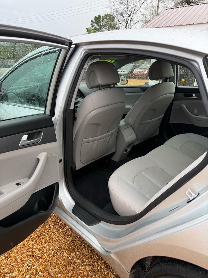 Hyundai Sonata SE 2015