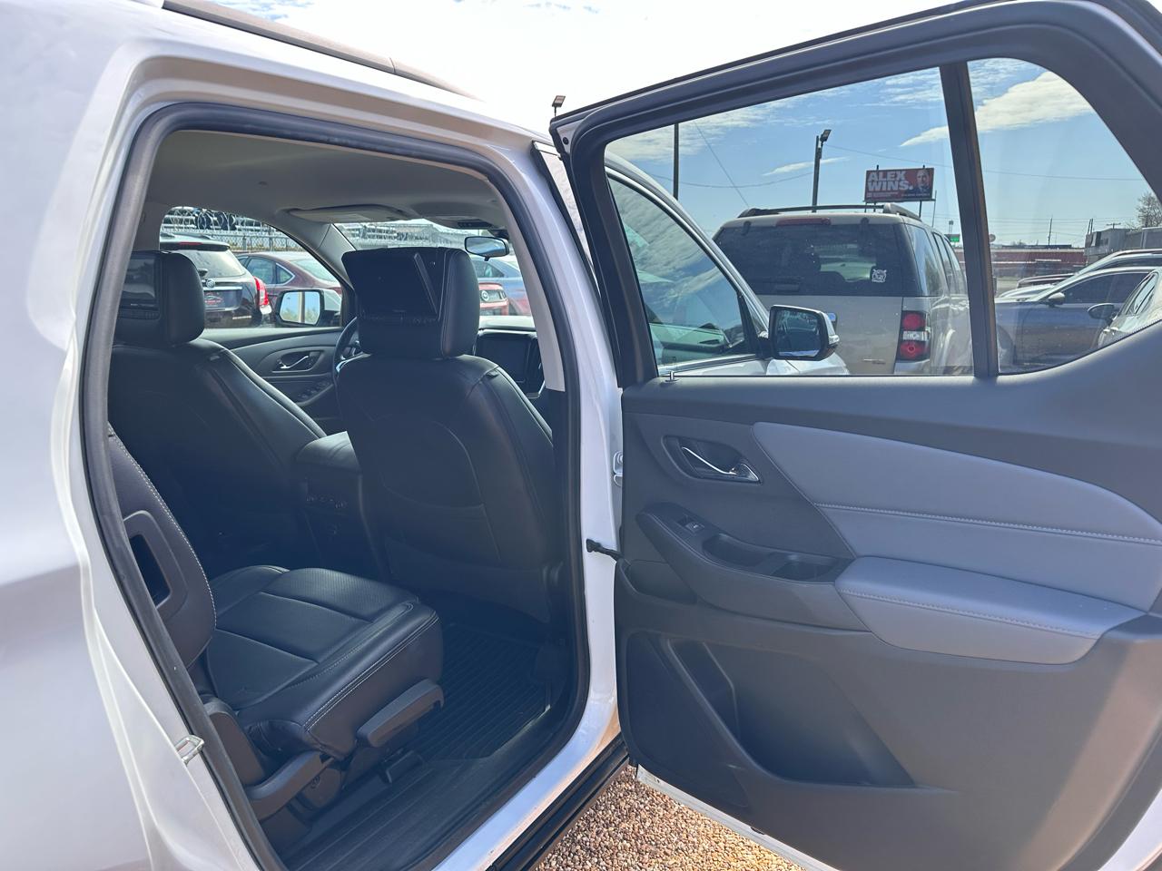 Chevrolet Traverse LT Cloth FWD 2018