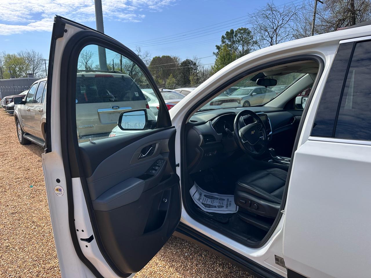 Chevrolet Traverse LT Cloth FWD 2018