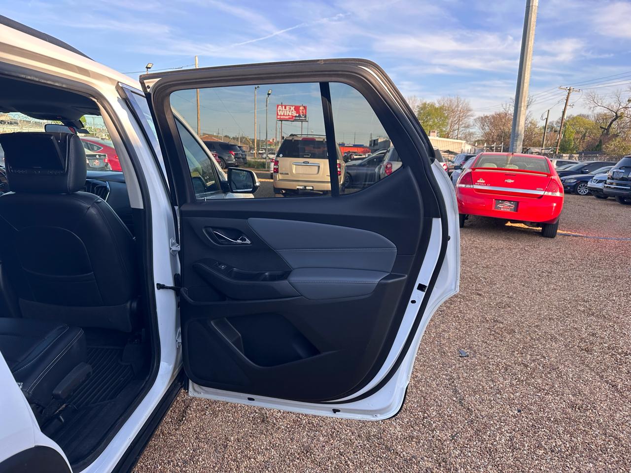 Chevrolet Traverse LT Cloth FWD 2018