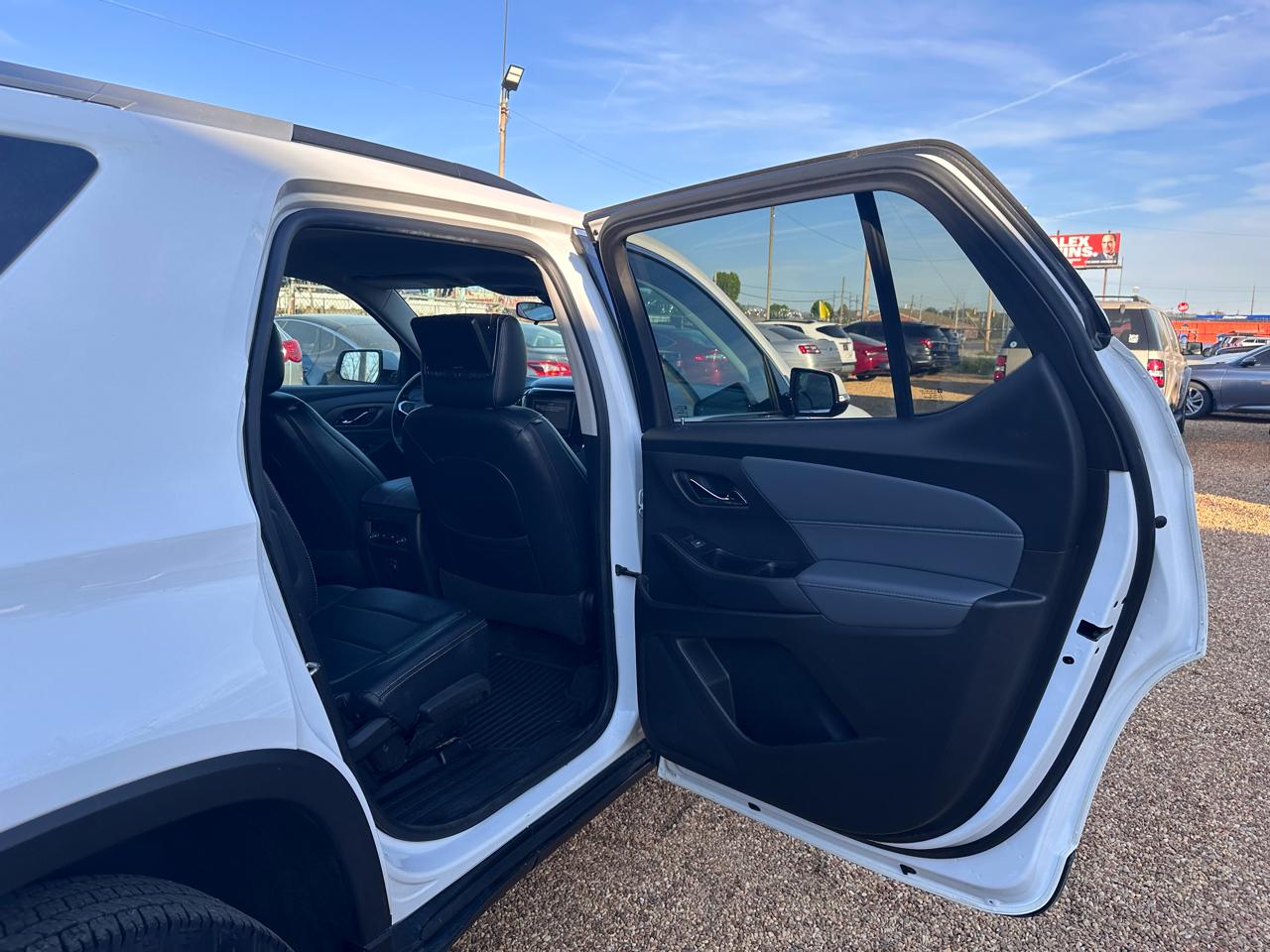 Chevrolet Traverse LT Cloth FWD 2018