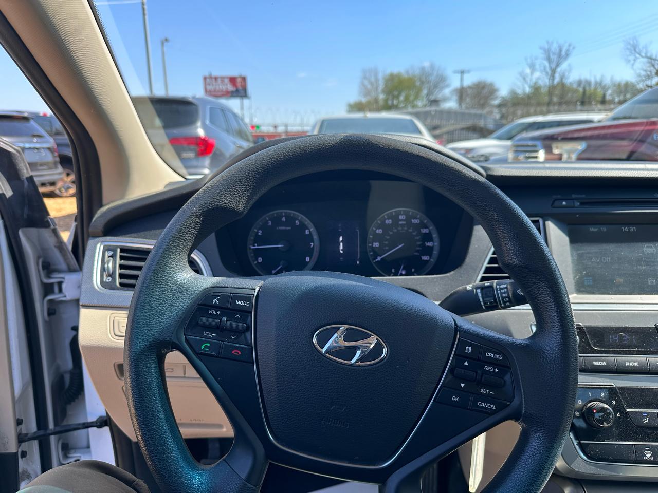 Hyundai Sonata SE 2016