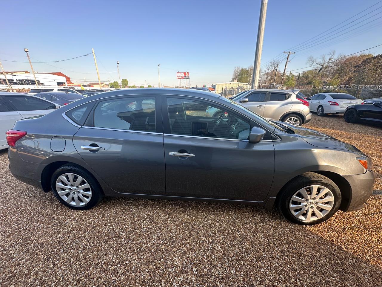 Nissan Sentra S CVT 2019
