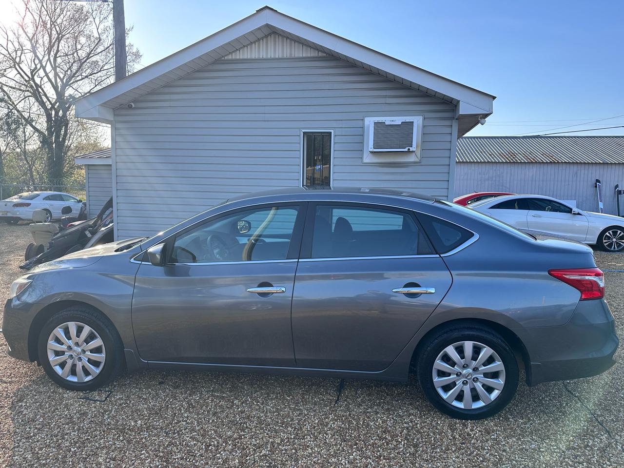 Nissan Sentra S CVT 2019