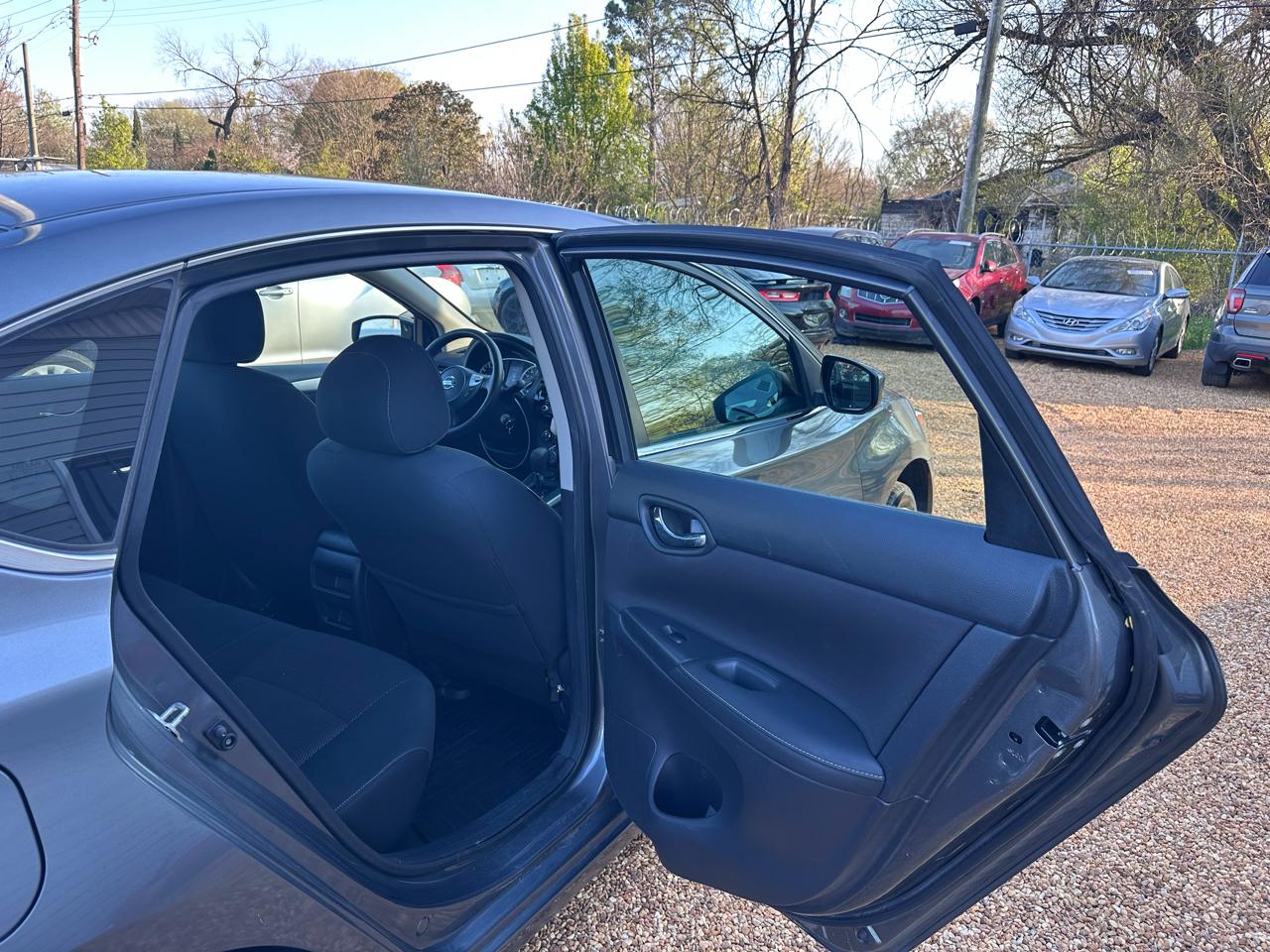 Nissan Sentra S CVT 2019