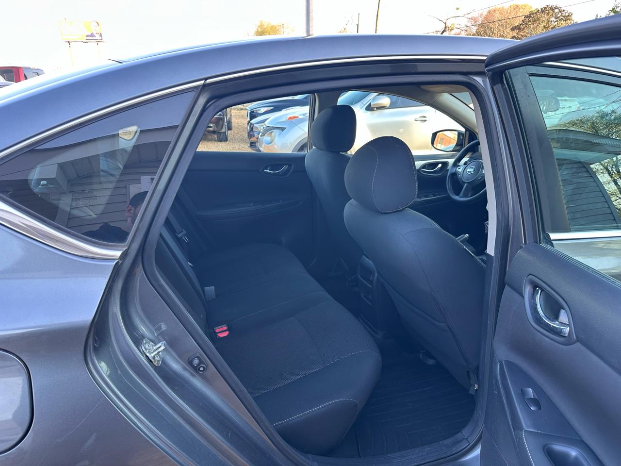 Nissan Sentra S CVT 2019