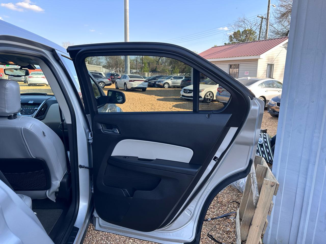 Chevrolet Equinox LS FWD 2010