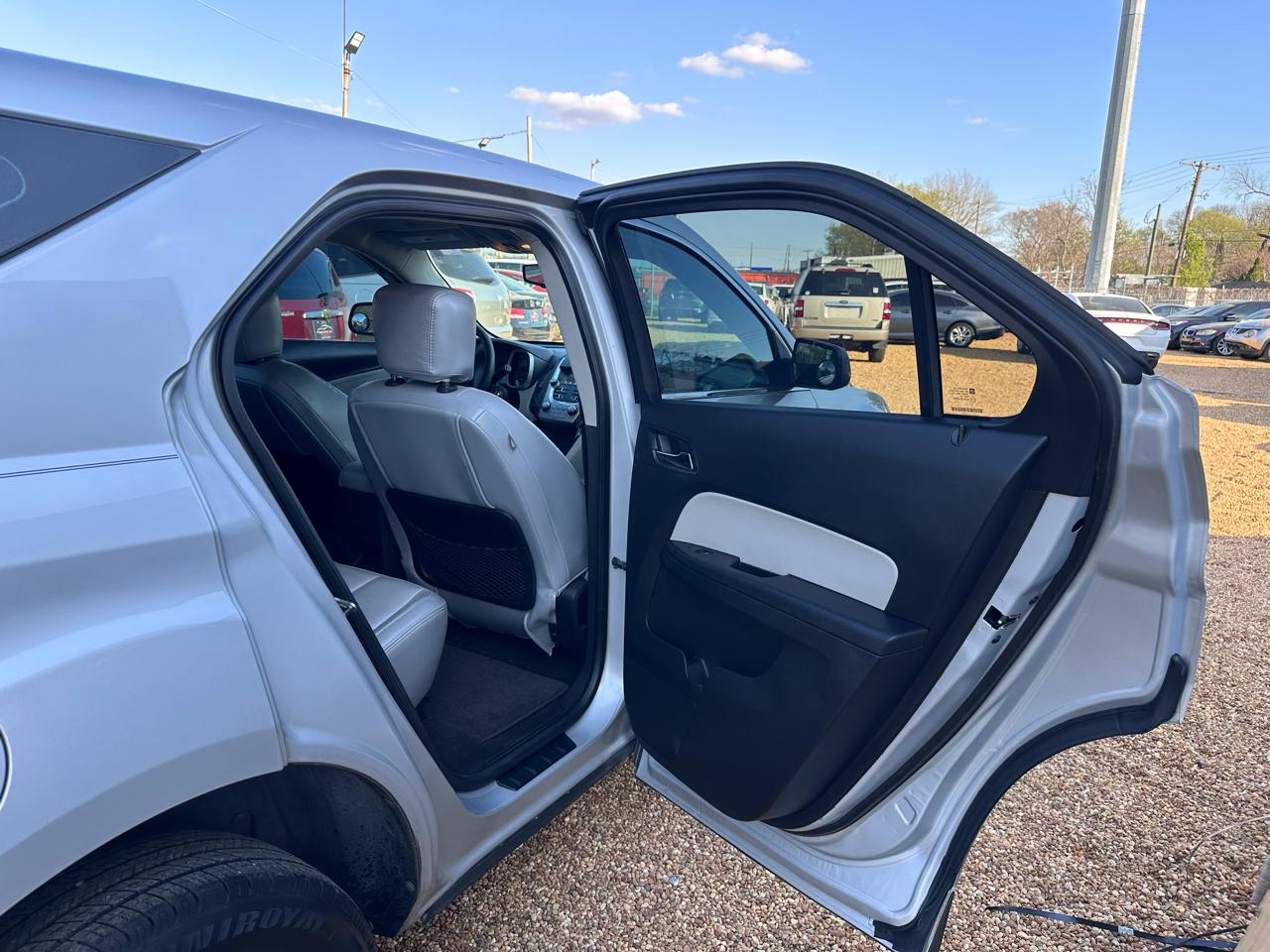 Chevrolet Equinox LS FWD 2010