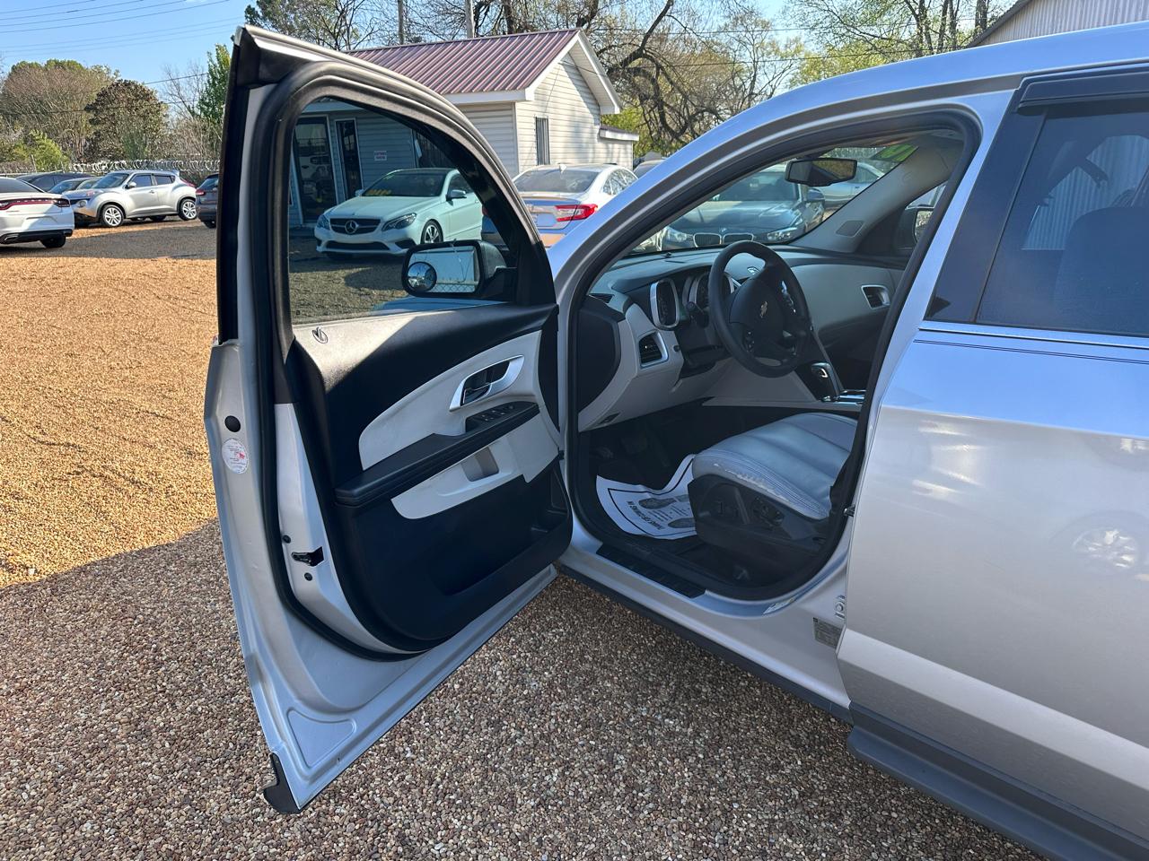 Chevrolet Equinox LS FWD 2010