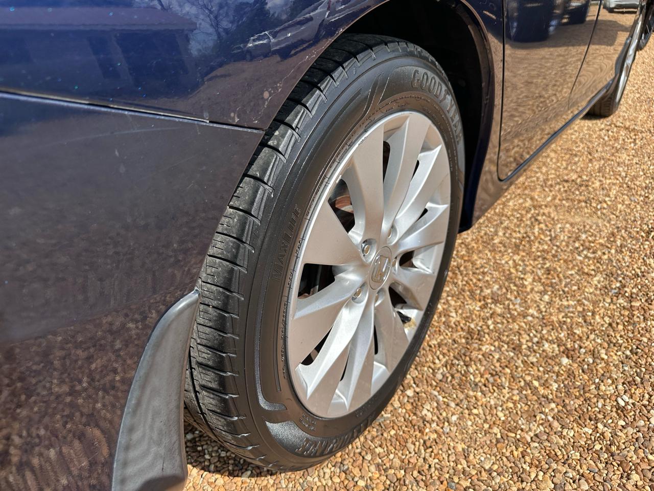 Honda Accord EX Sedan CVT 2013