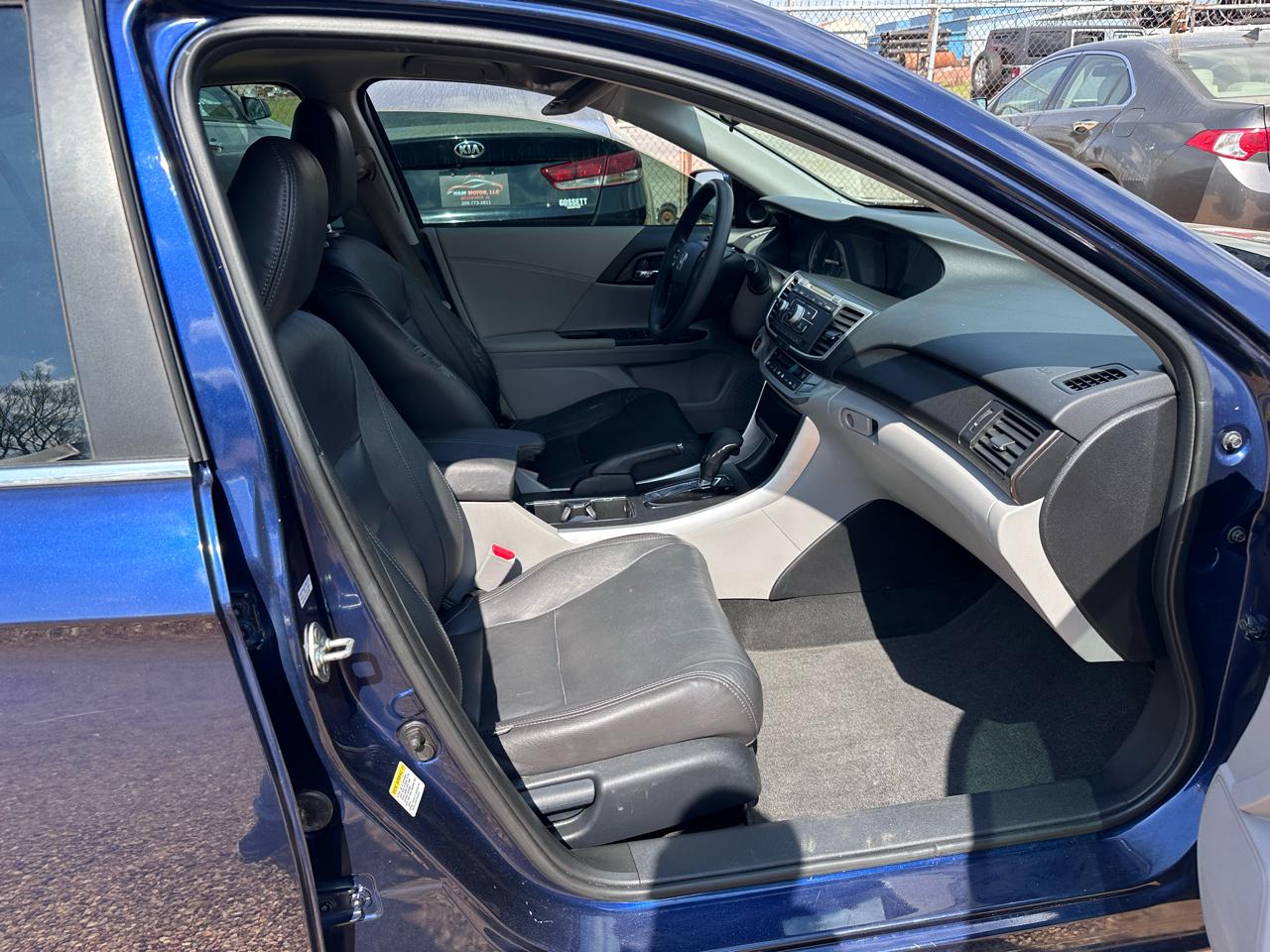 Honda Accord EX Sedan CVT 2013