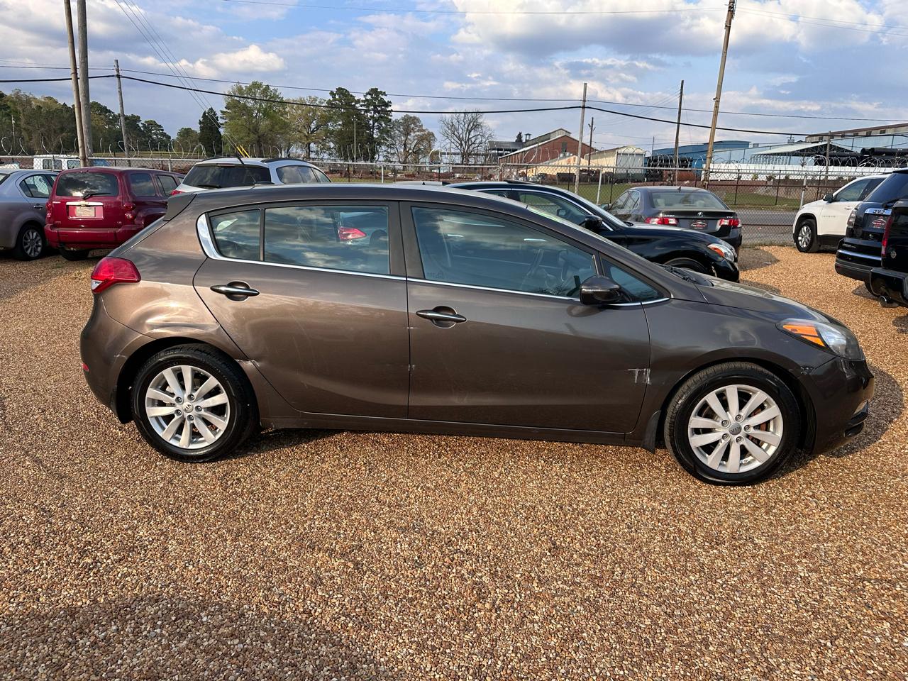 Kia Forte 5-Door EX 2015