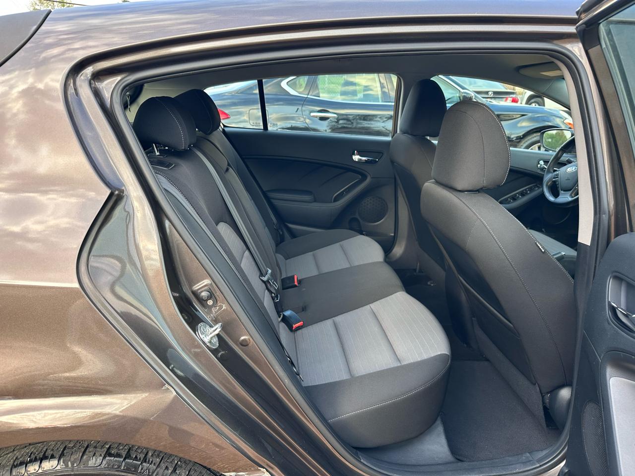 Kia Forte 5-Door EX 2015