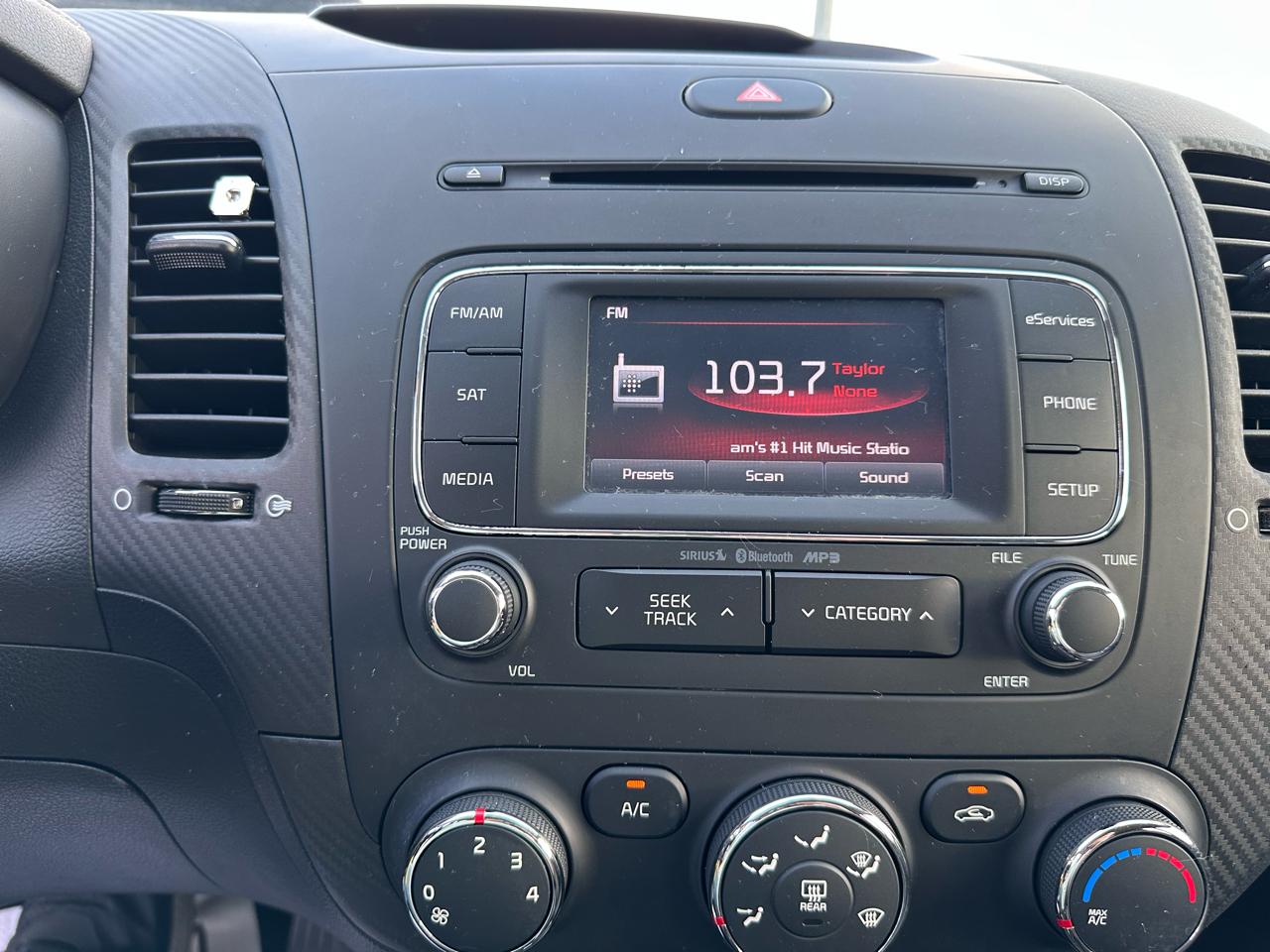 Kia Forte 5-Door EX 2015