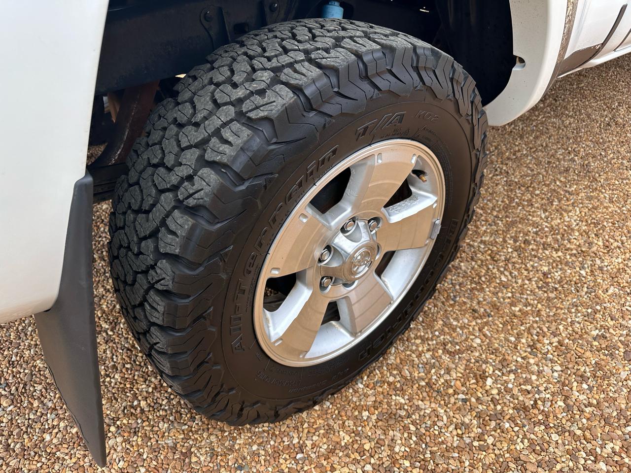 Toyota Tacoma Double Cab Long Bed V6 Auto 4WD 2006