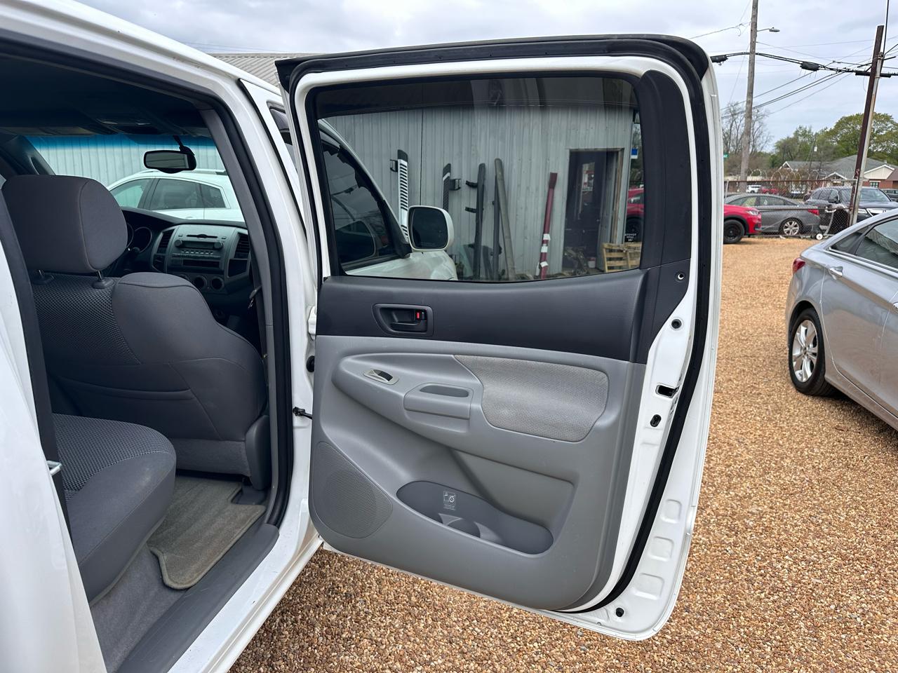 Toyota Tacoma Double Cab Long Bed V6 Auto 4WD 2006