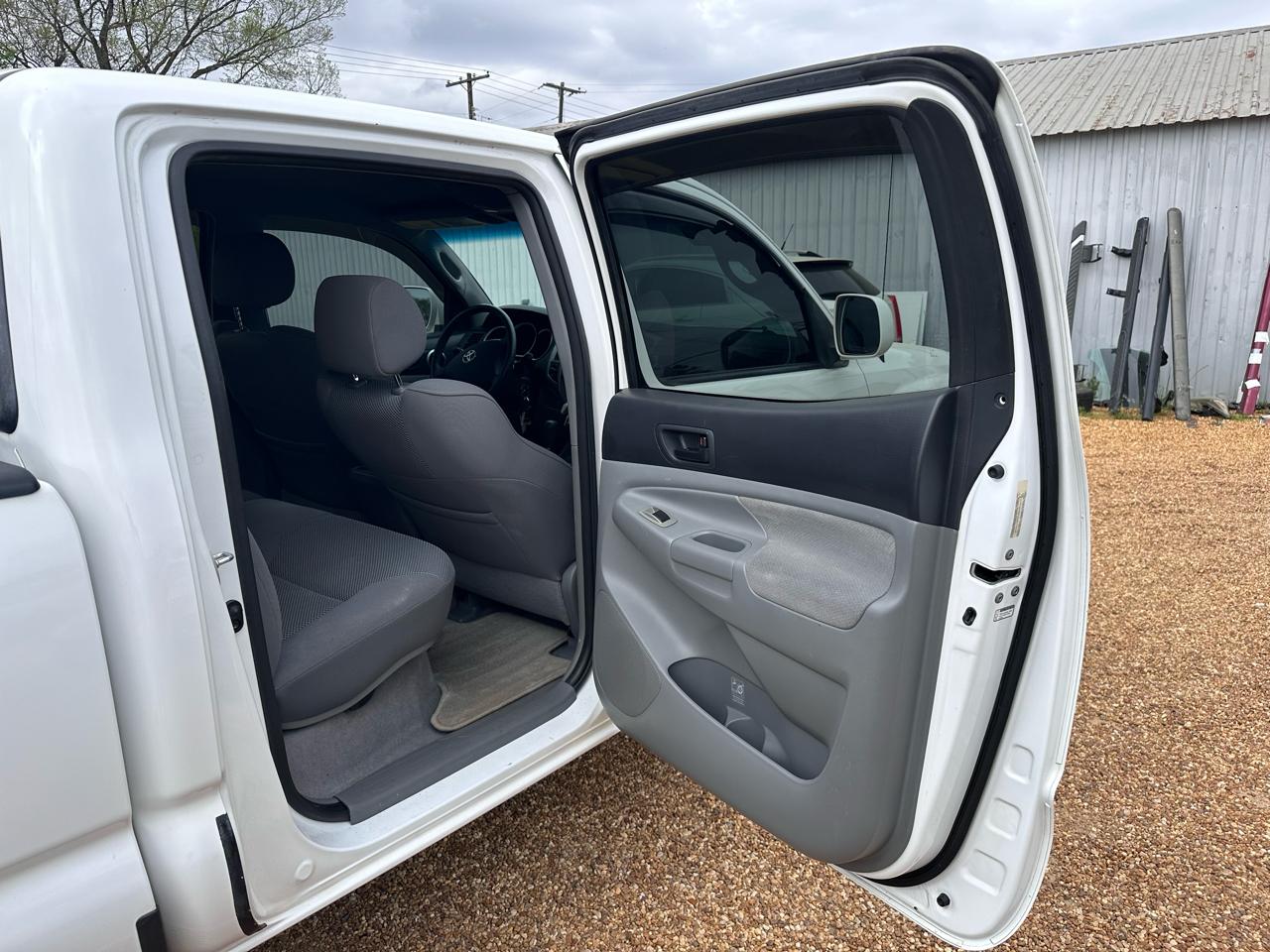 Toyota Tacoma Double Cab Long Bed V6 Auto 4WD 2006
