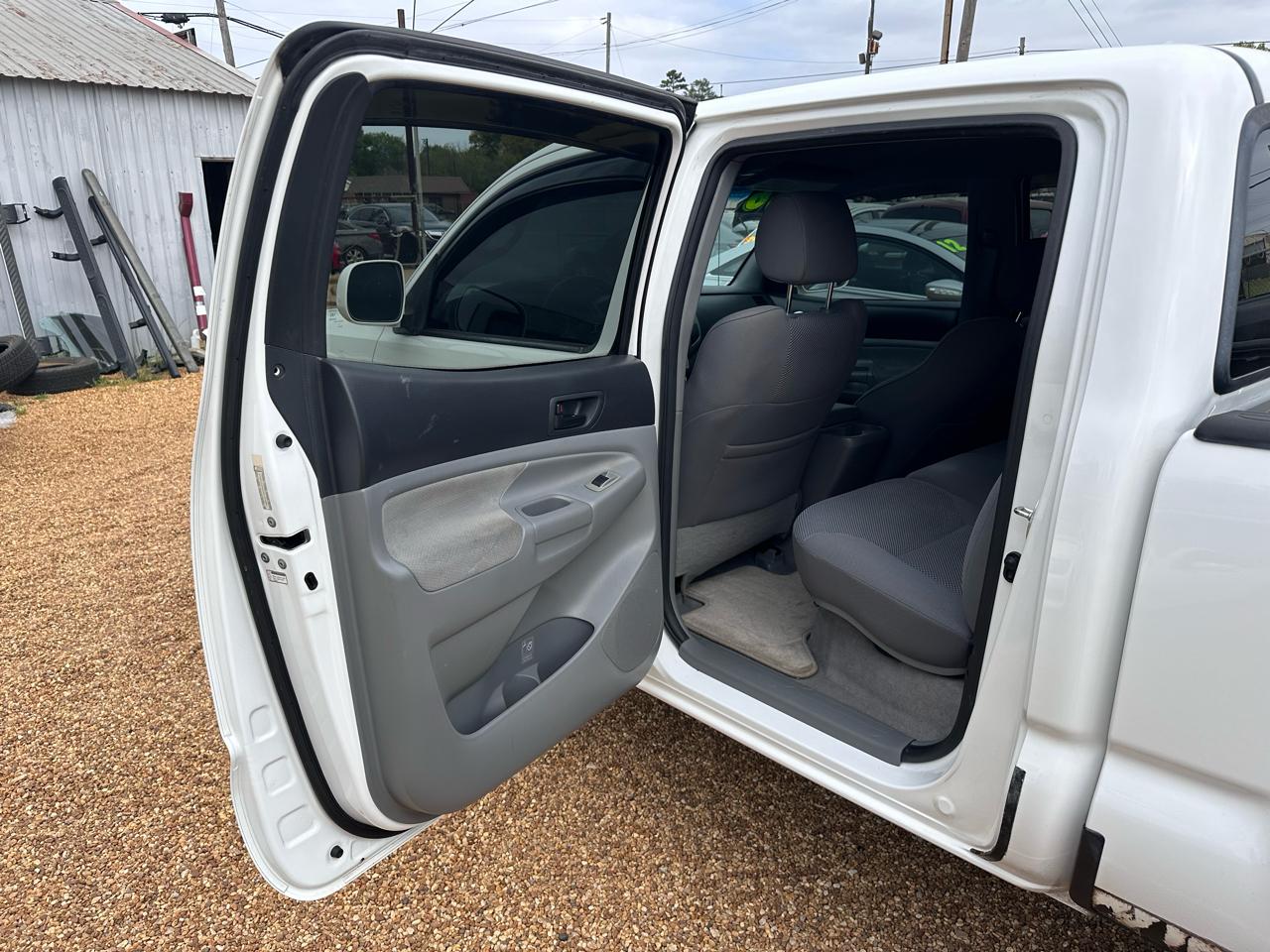 Toyota Tacoma Double Cab Long Bed V6 Auto 4WD 2006