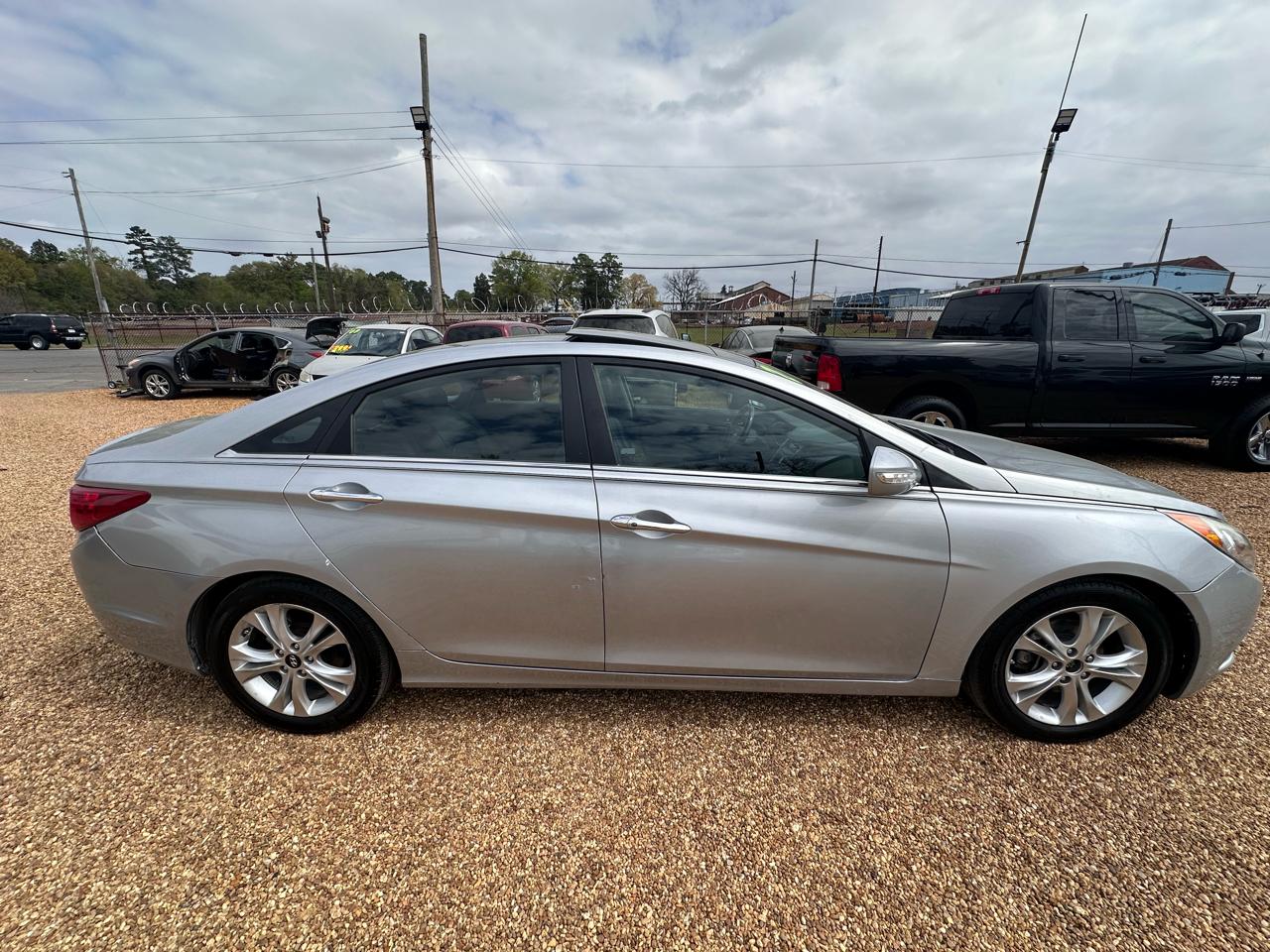 Hyundai Sonata Limited Auto 2012