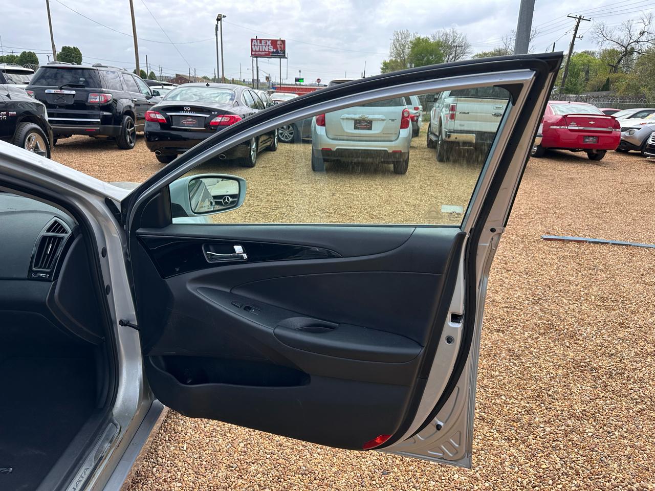 Hyundai Sonata Limited Auto 2012