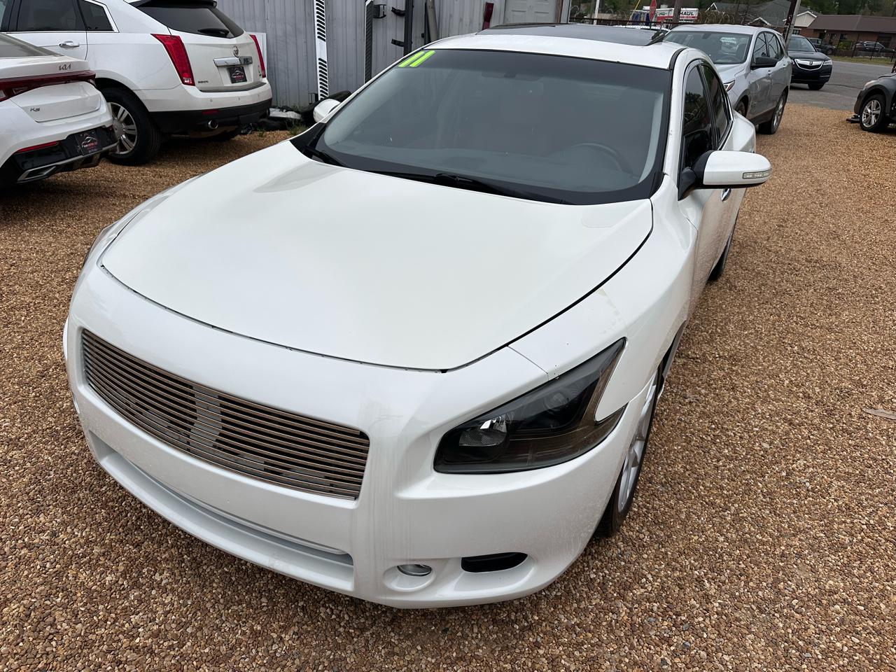 Nissan Maxima SV 2011