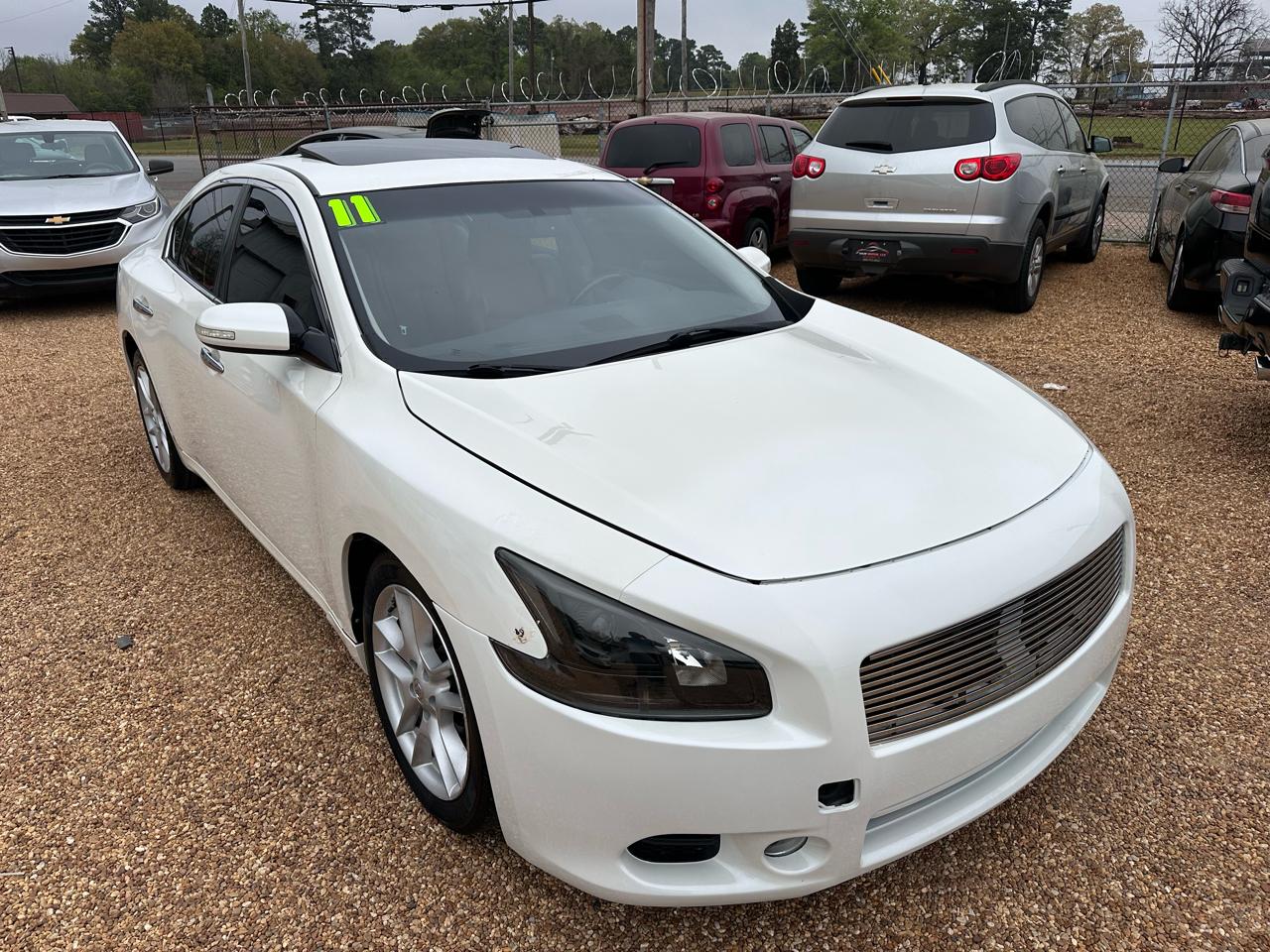 Nissan Maxima SV 2011