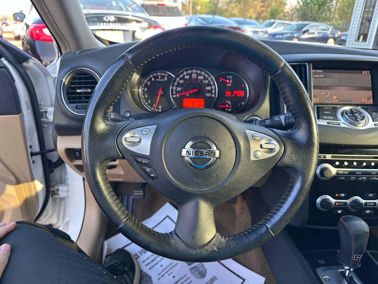 Nissan Maxima SV 2011