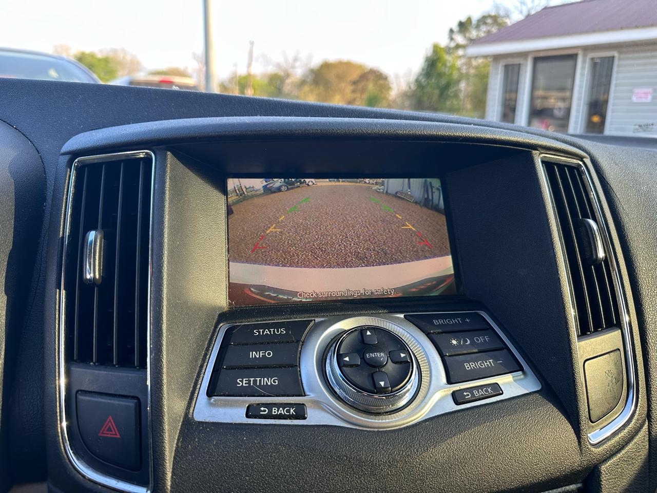 Nissan Maxima SV 2011