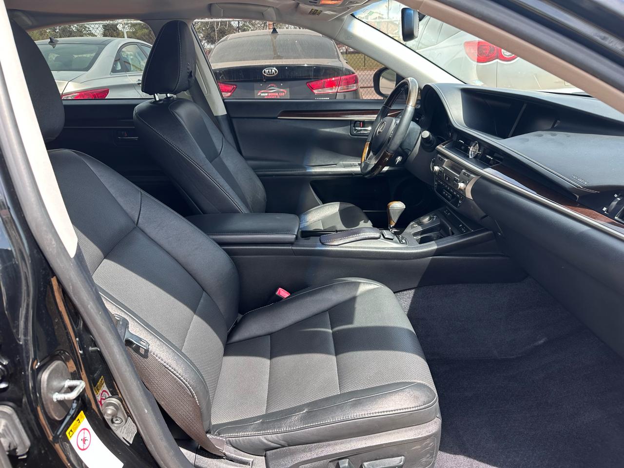 Lexus ES 350 Sedan 2014