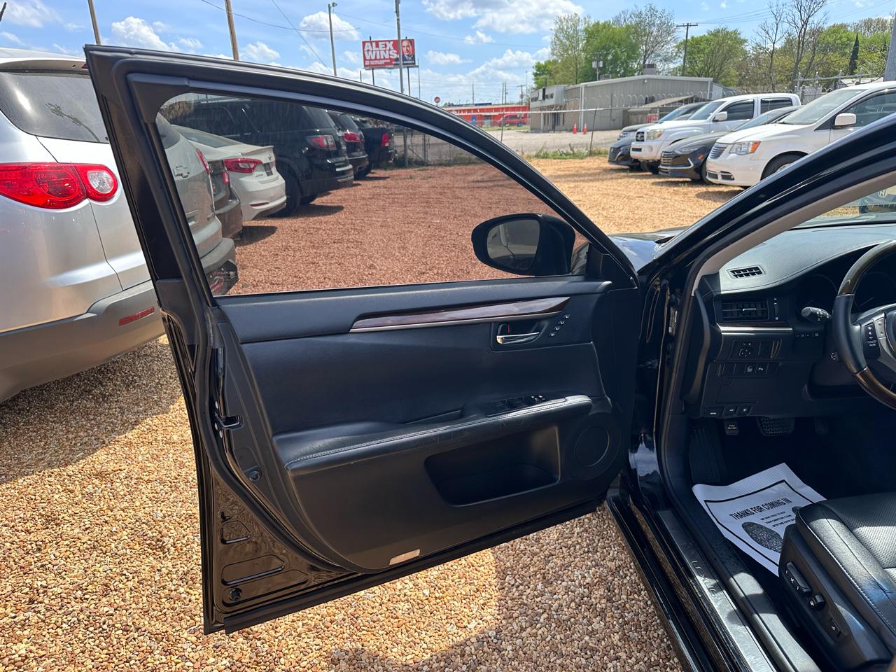 Lexus ES 350 Sedan 2014