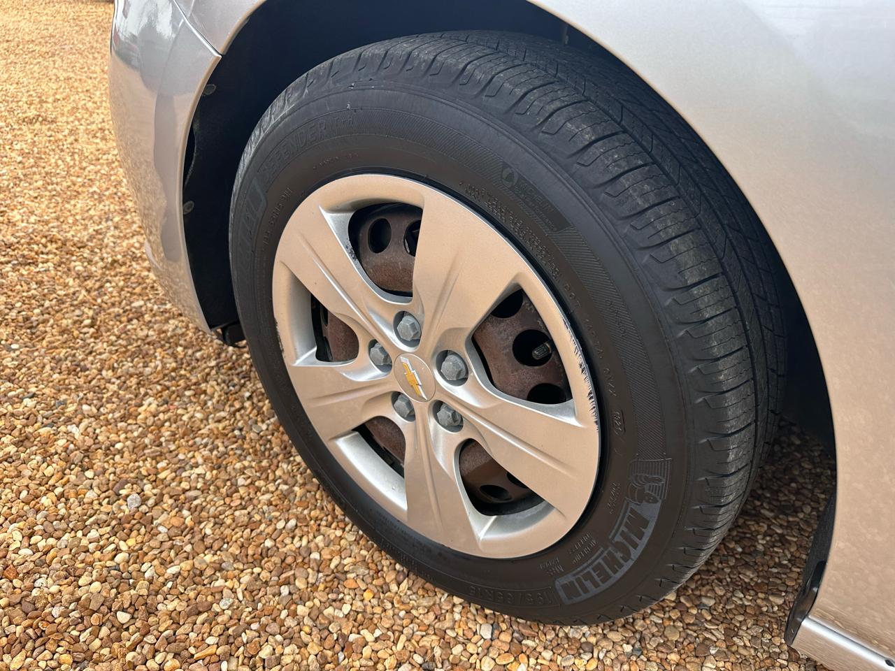 Chevrolet Cruze LS Auto 2017