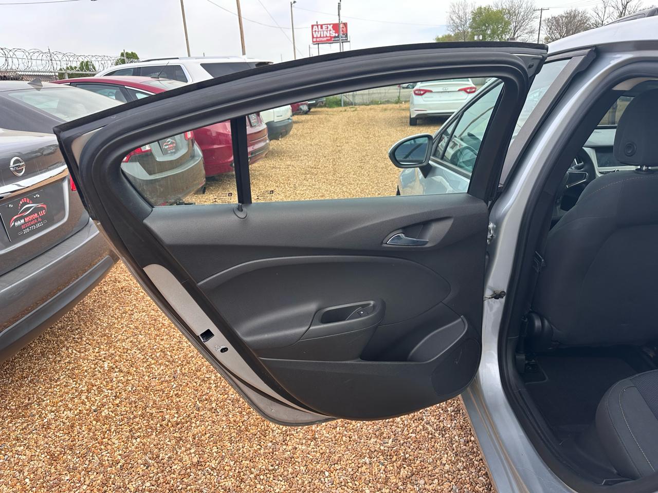 Chevrolet Cruze LS Auto 2017