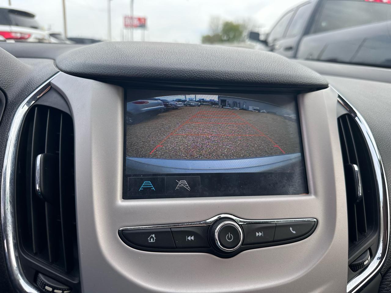 Chevrolet Cruze LS Auto 2017