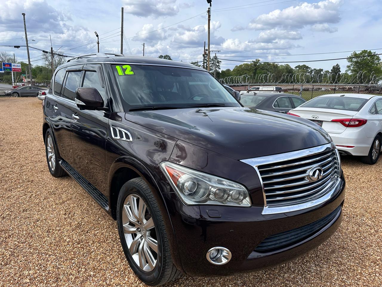 Infiniti QX56 2WD 2012