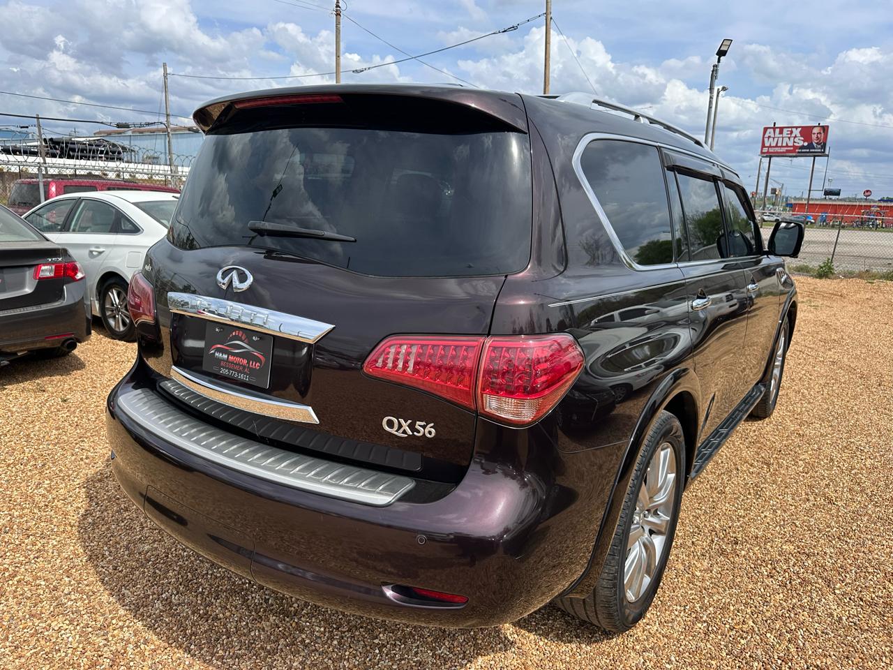 Infiniti QX56 2WD 2012