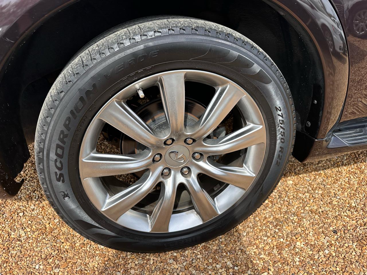 Infiniti QX56 2WD 2012