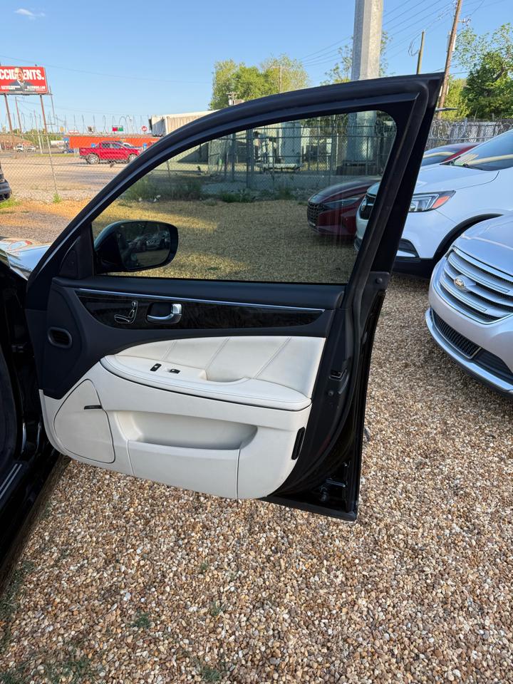 Hyundai Equus Signature 2014