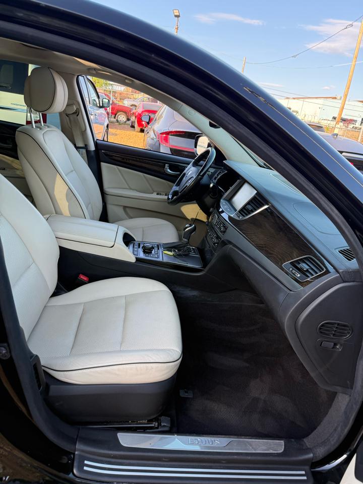 Hyundai Equus Signature 2014