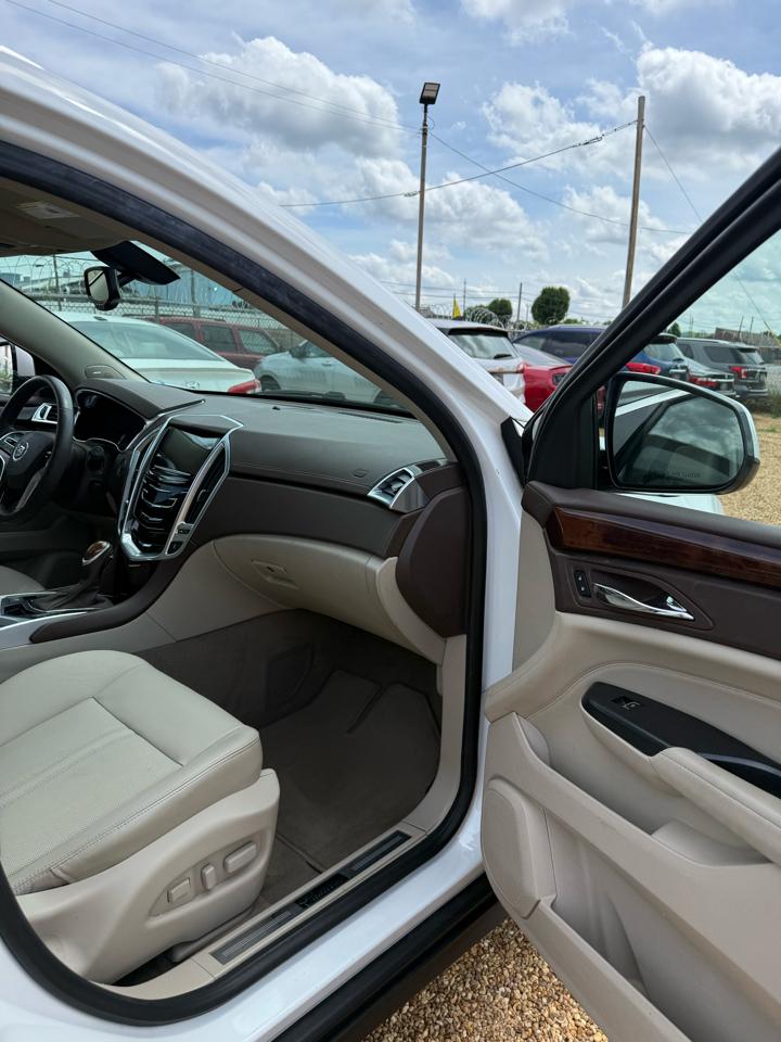 Cadillac SRX Luxury Collection FWD 2014