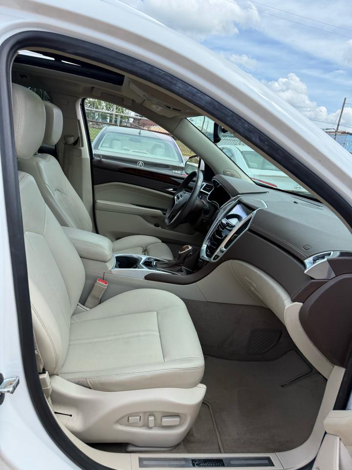 Cadillac SRX Luxury Collection FWD 2014