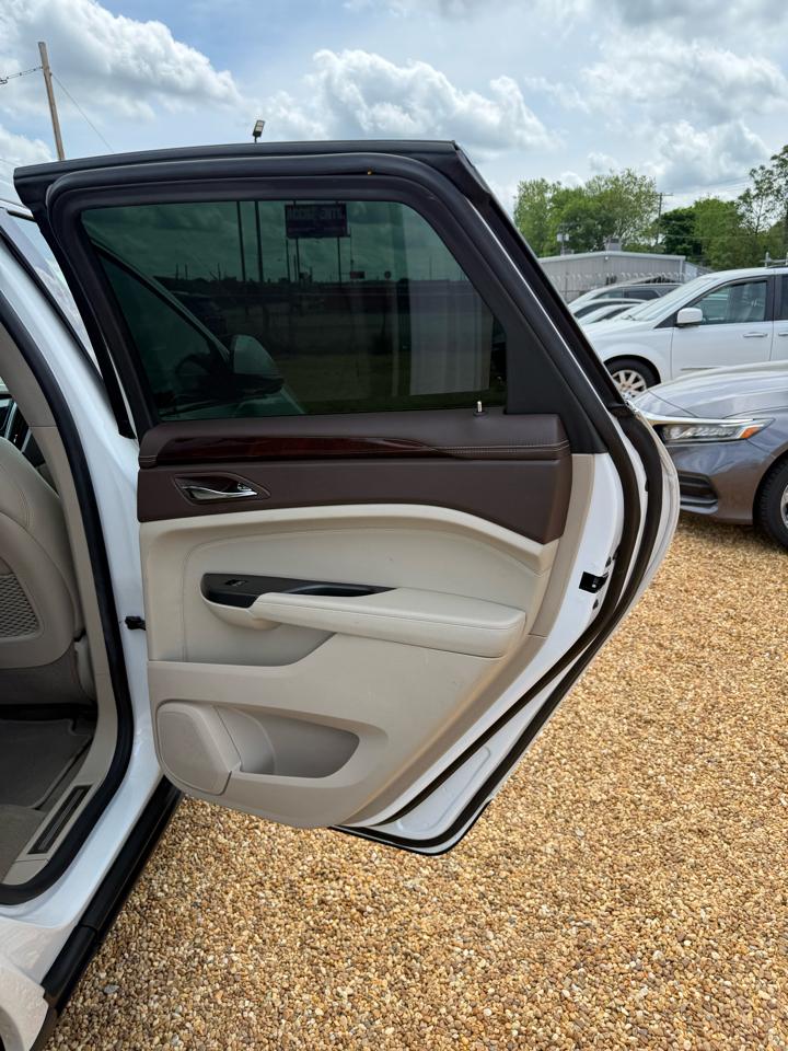 Cadillac SRX Luxury Collection FWD 2014