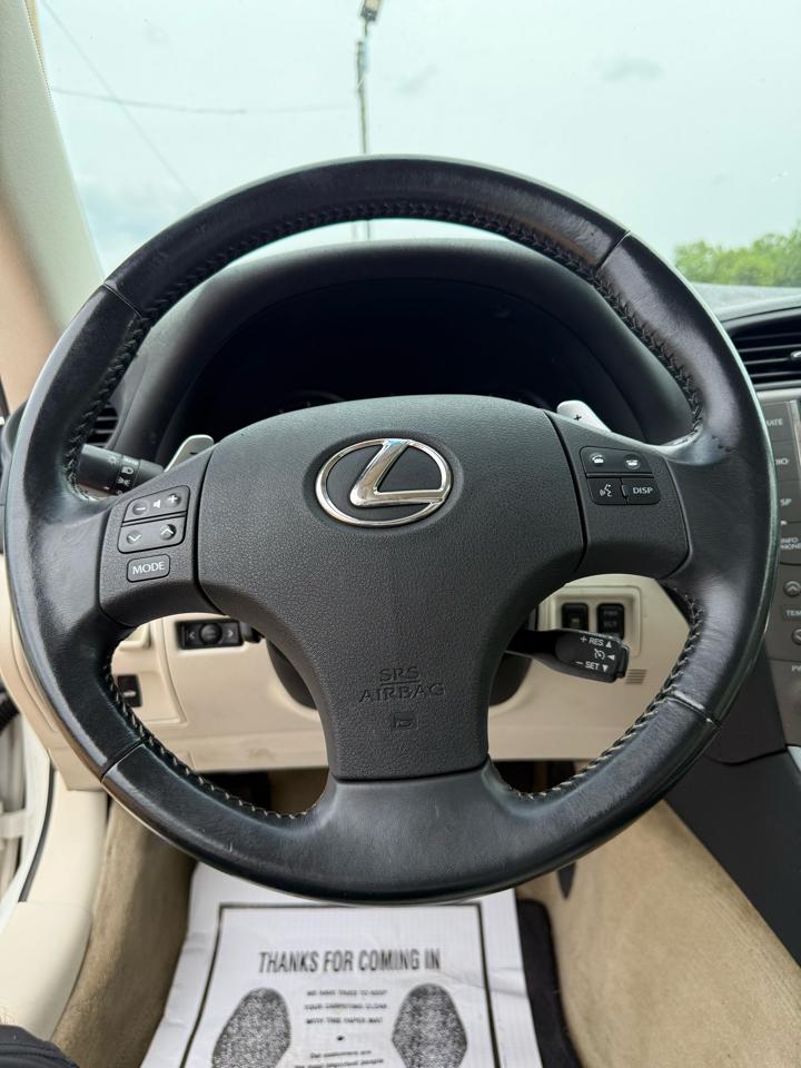 Lexus IS C IS 250C 2010