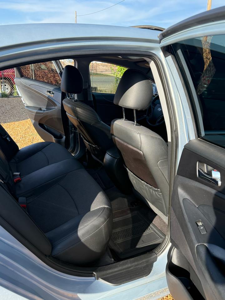 Hyundai Sonata Limited Auto 2012